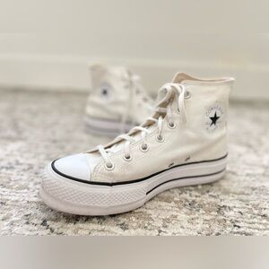 Converse Chuck Taylor All Star Lift High Top White Size 9 Womens Canvas